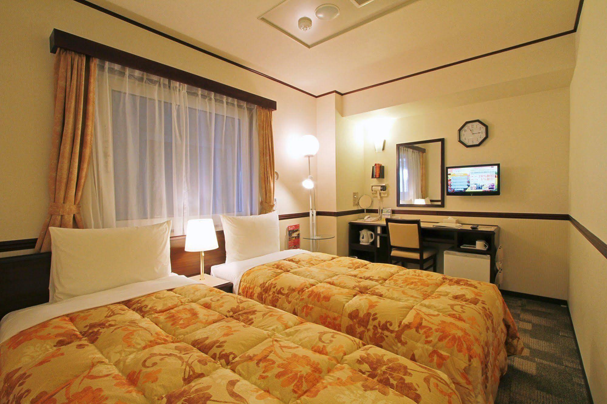 Toyoko Inn Tokyo Seibu Ikebukuro Sen Higashi Kurume Eki Nishi Guchi Esterno foto